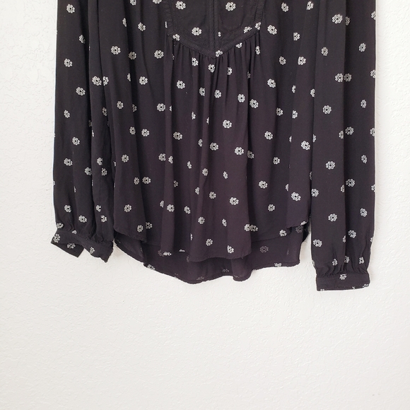 Loft Black Floral Geometric Peasant Blouse top - Picture 3 of 8